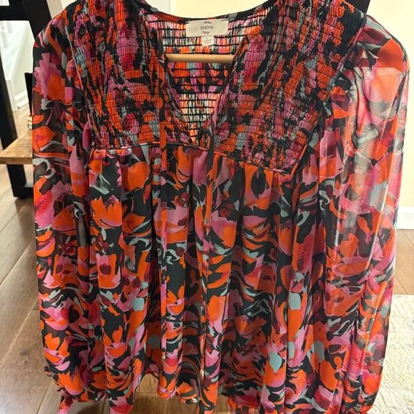 entro Tops - Entro Women’s Floral Top Size Large